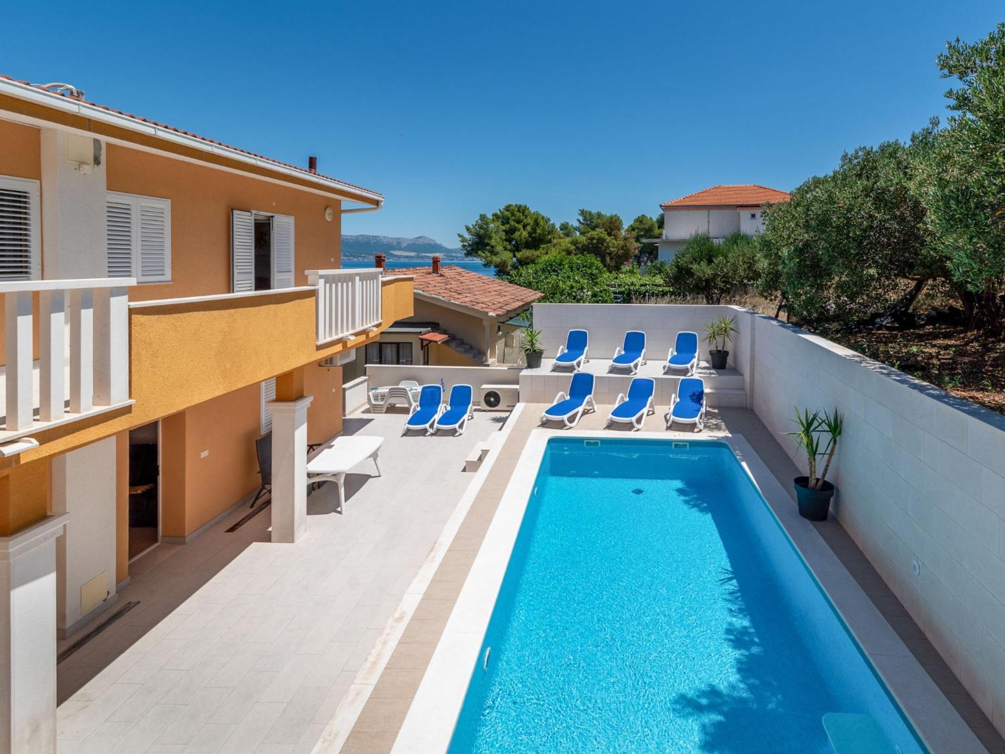 Apartment Mornar-5 By Interhome Trogir Eksteriør billede
